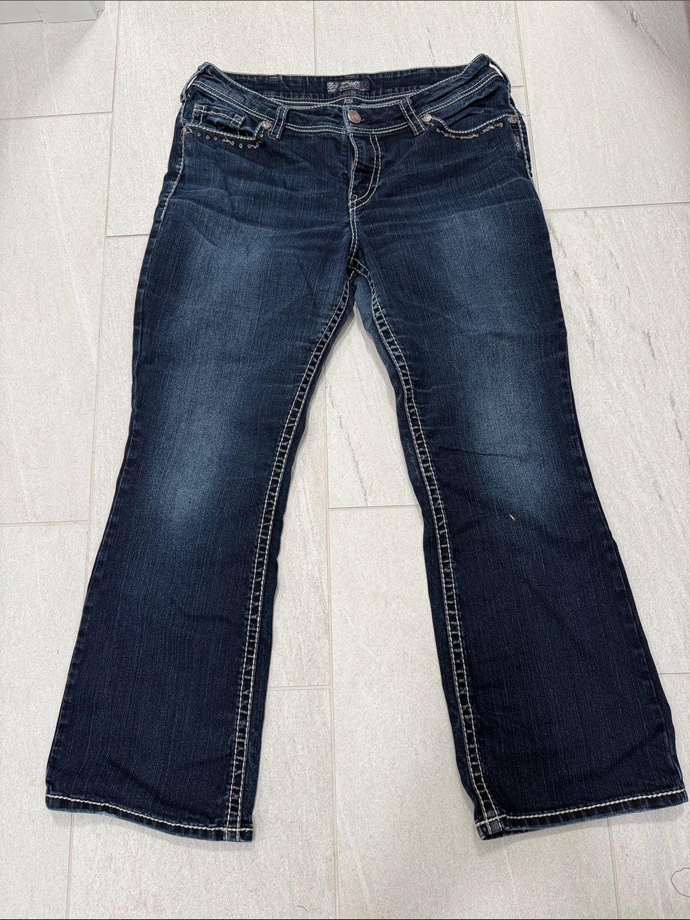 Silver jeans- suki flap style